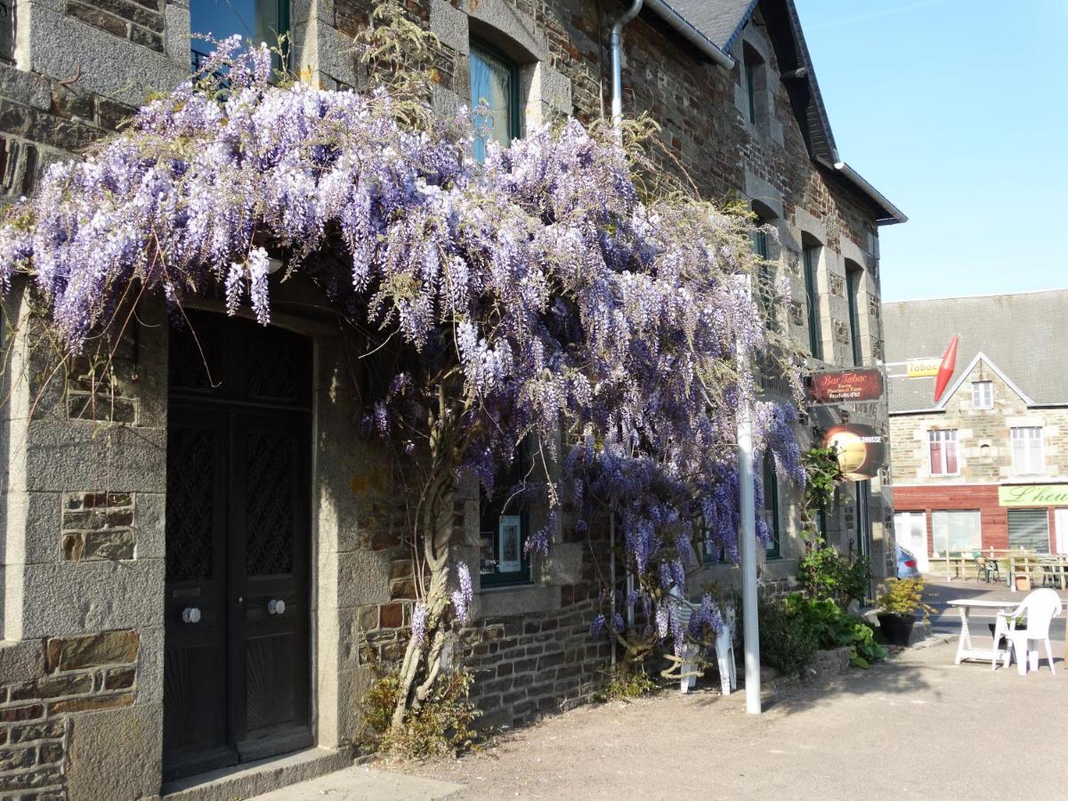 Saint-Sauveur-la-Pommeraye Le Relais Bed & Breakfast エクステリア 写真